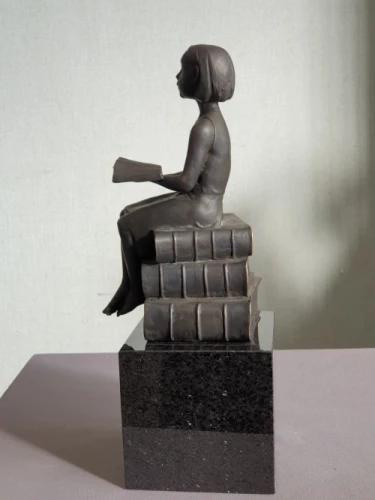 Skaitanti mergaitė – Liutauras Griežė (5)
